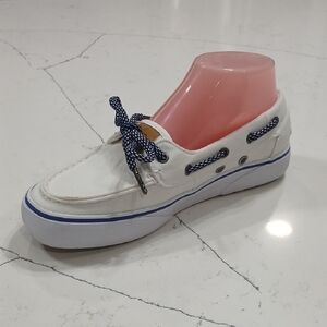Guy Harvey White and Blue Boat Shoes Sz 7 New Without Tags Or Box
